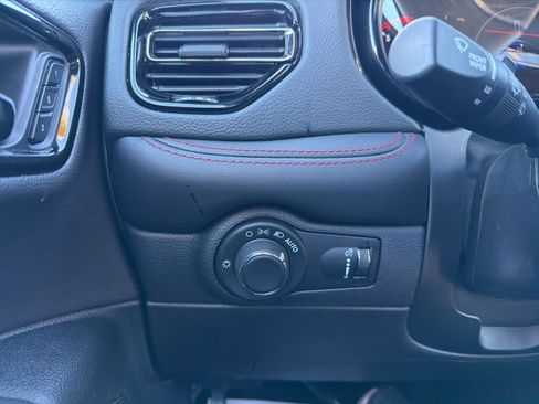 Used 2024 Dodge Durango GT image 17