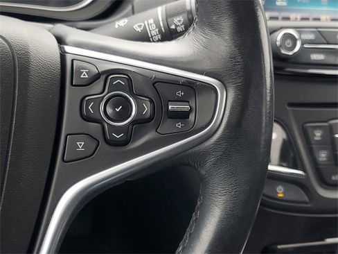 Used 2016 Buick Regal Premium w/ Driver Confidence Package #1 image 20