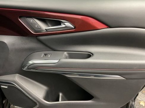 Certified 2024 Chevrolet Traverse RS image 28