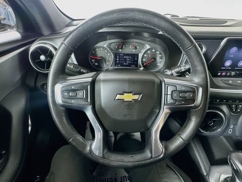 Used 2019 Chevrolet Blazer LT FWD image 11