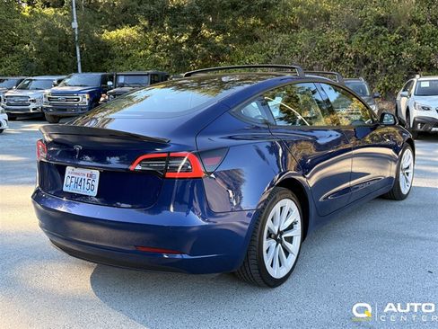Used 2022 Tesla Model 3 RWD image 3