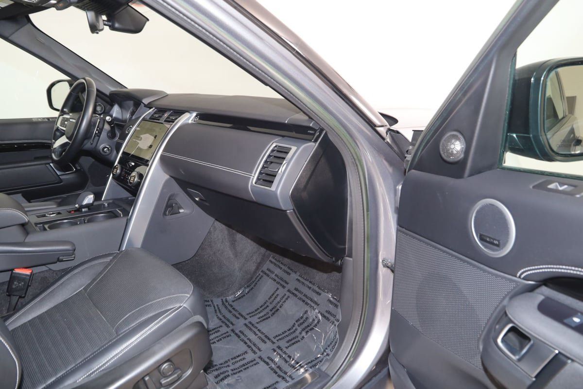 Used 2023 Land Rover Discovery S R-Dynamic AWD/4WD image 45