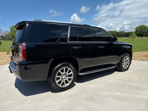 Used 2016 GMC Yukon Denali w/ Open Road Package image 5