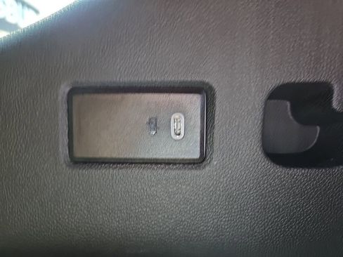 Used 2024 GMC Yukon Denali AWD/4WD image 56