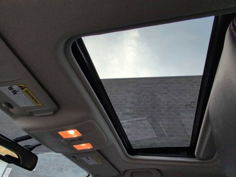 Used 2016 MAZDA MAZDA3 i Grand Touring image 20