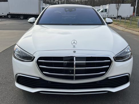 Used 2023 Mercedes-Benz S 580 4MATIC Sedan image 4