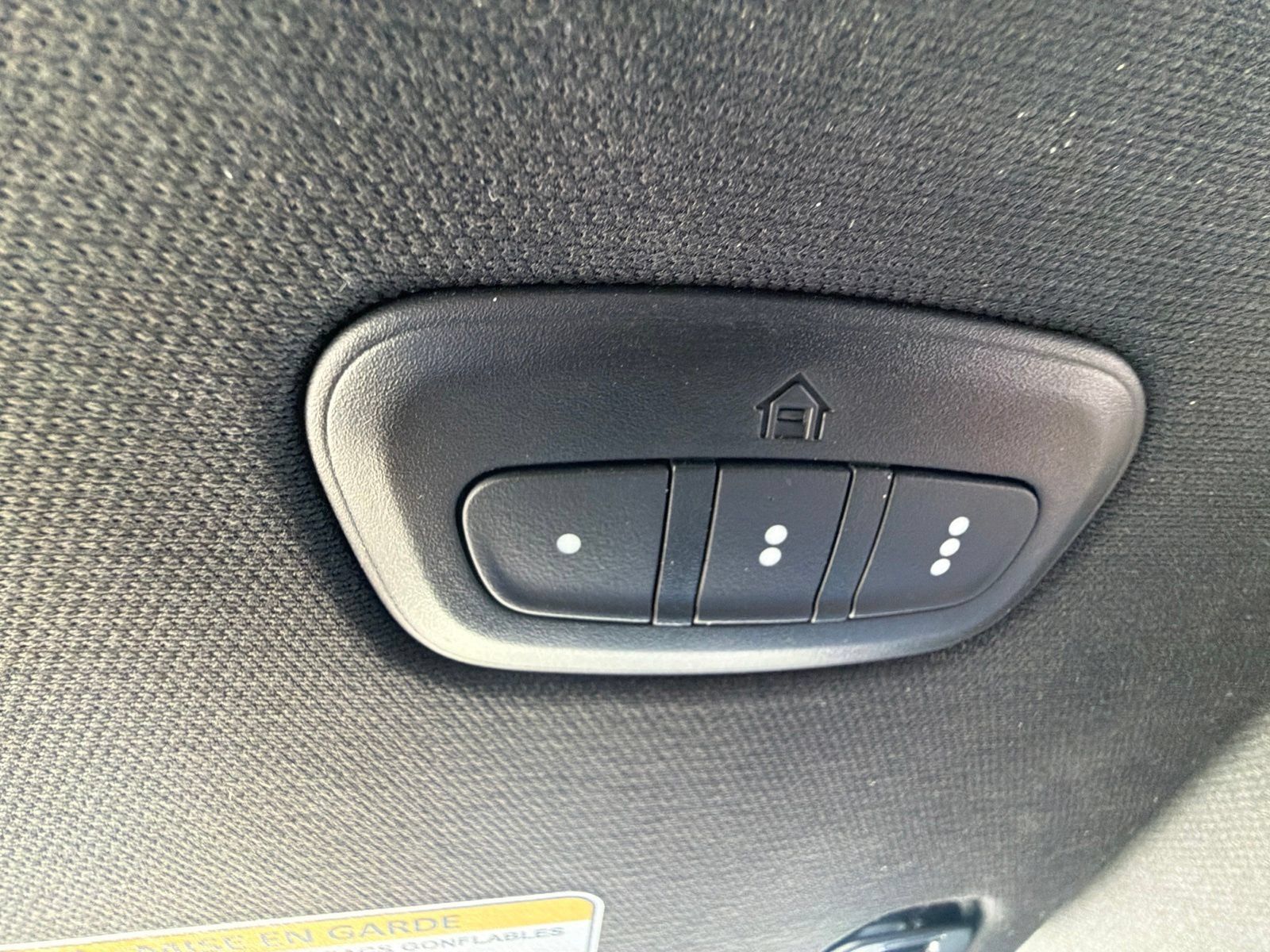 Used 2023 RAM 1500 Laramie AWD/4WD image 16