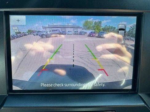 Used 2020 Ford F150 XLT w/ Equipment Group 302A Luxury AWD/4WD image 21