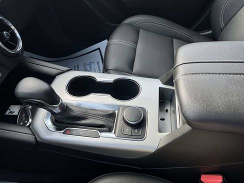 Used 2024 Chevrolet Blazer LT FWD image 20