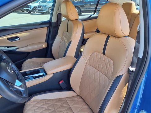 Used 2023 Nissan Sentra SV w/ SV Premium Package image 13