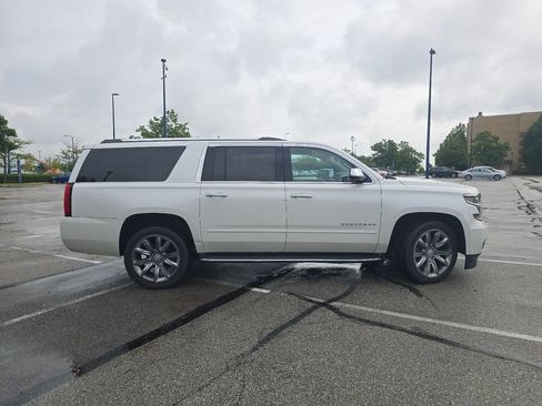 Used 2017 Chevrolet Suburban Premier AWD/4WD image 14