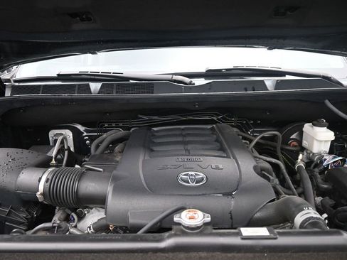 Used 2021 Toyota Tundra SR5 AWD/4WD image 23