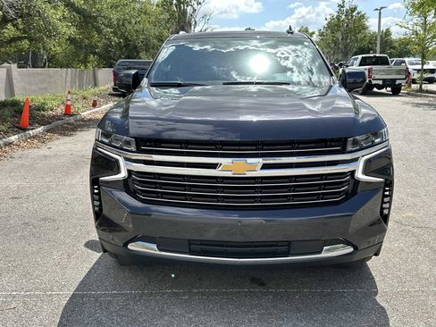 Certified 2024 Chevrolet Suburban LT RWD image 9