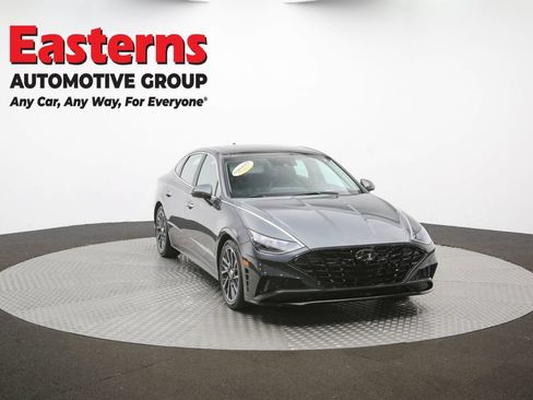 Used 2023 Hyundai Sonata Limited w/ Preferred Accessory Package FWD image 50