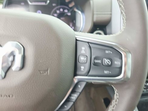 Used 2025 RAM 1500 Laramie AWD/4WD image 24
