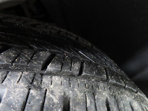 Used 2025 GMC Yukon Elevation w/ LPO, Floor Liner Package image 7