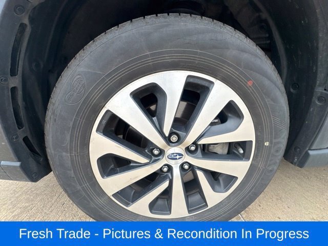 Certified 2025 Subaru Outback Premium AWD/4WD image 11
