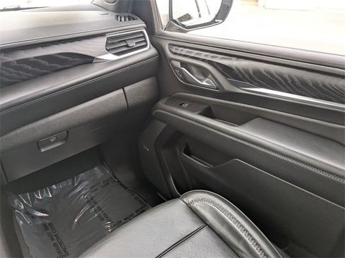 Used 2024 GMC Yukon XL Denali image 20