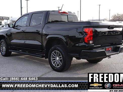 Used 2024 Chevrolet Colorado LT w/ LT Convenience Package II image 36