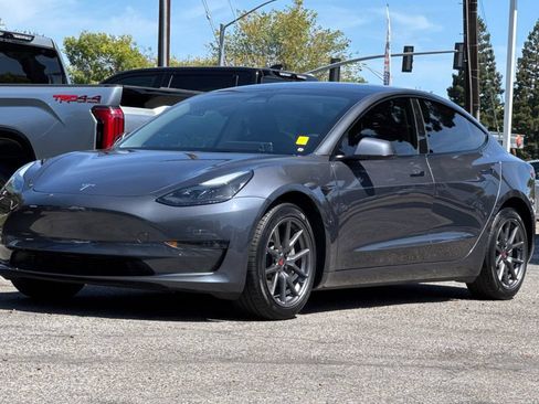 Used 2023 Tesla Model 3 Standard Range RWD image 7