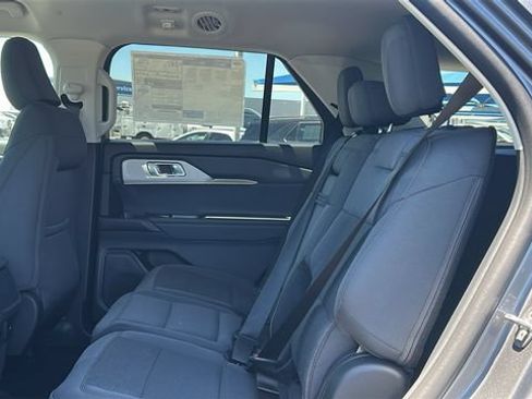 New 2026 Ford Explorer Active RWD image 15