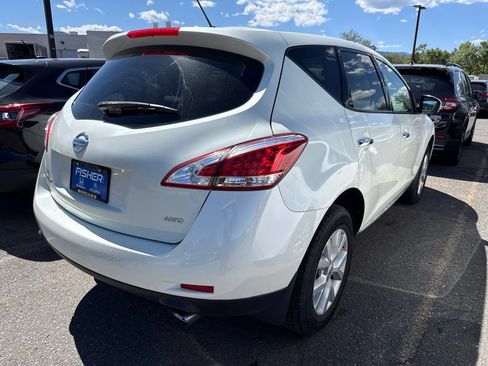 Used 2011 Nissan Murano S AWD/4WD image 2