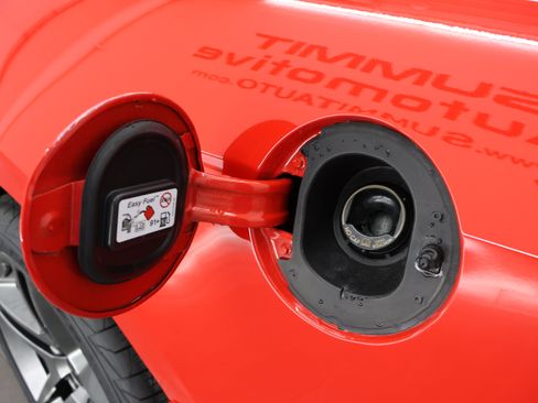 Used 2011 Ford Mustang Shelby GT500 RWD image 29