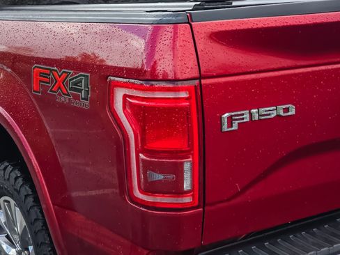 Used 2017 Ford F150 Lariat w/ Equipment Group 502A Luxury image 26