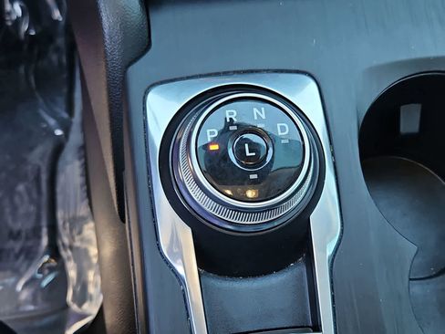 Used 2022 Ford Escape SE w/ Convenience Package FWD image 35