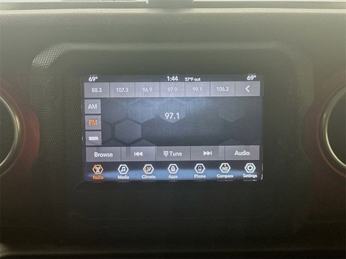 Used 2020 Jeep Gladiator Rubicon w/ LED Lighting Group image 17