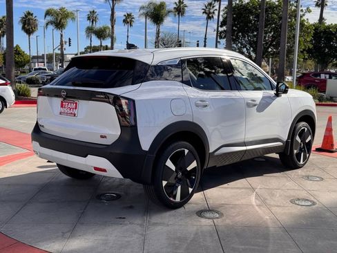 New 2026 Nissan Kicks SR image 7