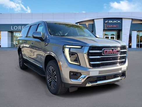New 2026 GMC Yukon XL Elevation w/ Elevation Premium Package AWD/4WD image 3