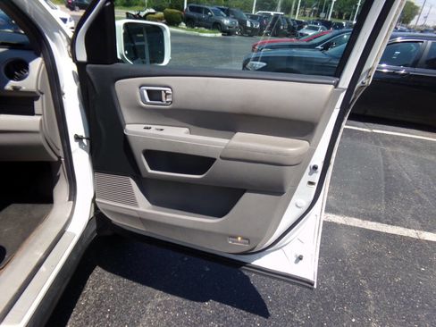 Used 2013 Honda Pilot Touring image 34