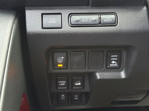 Used 2024 Nissan Frontier PRO-4X w/ Pro Premium Package image 30