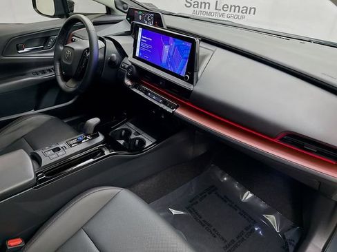 Used 2024 Toyota Prius Prime Premium w/ Advanced Technology Package image 29