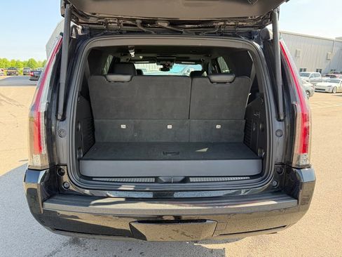 Used 2020 Cadillac Escalade Platinum image 20