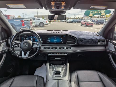 Used 2021 Mercedes-Benz GLS 450 4MATIC image 30
