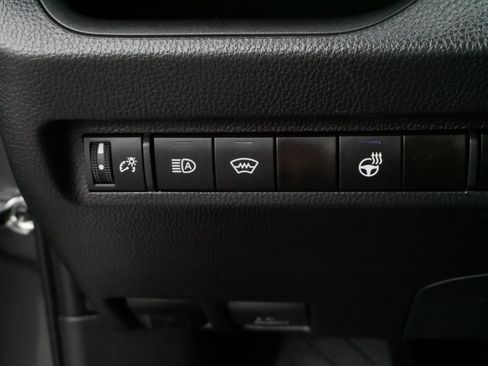 Used 2024 Toyota RAV4 XLE AWD/4WD image 27