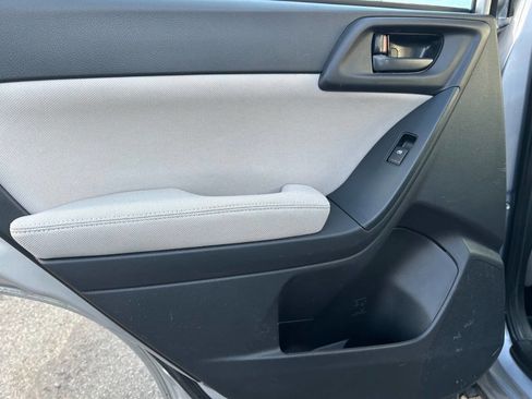 Used 2015 Subaru Forester 2.5i image 20