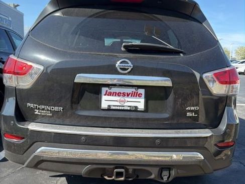Used 2016 Nissan Pathfinder SL w/ SL Premium Package AWD/4WD image 4