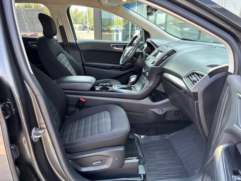 Used 2018 Ford Edge SEL AWD/4WD image 17