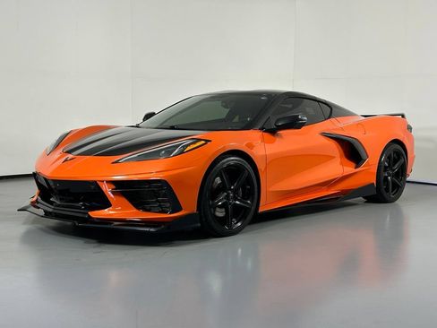 Used 2020 Chevrolet Corvette Stingray Premium Cpe w/ 3LT Preferred Equipment Group RWD image 8