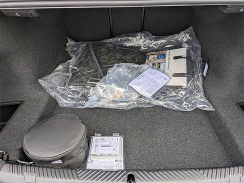 New 2026 BMW 530i xDrive 530i xDrive w/ M Sport Package image 34