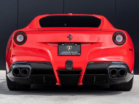 Used 2014 Ferrari F12 Berlinetta image 7