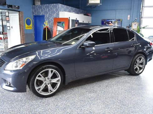 Used 2011 INFINITI G37 x Sedan w/ Premium Pkg AWD/4WD image 8