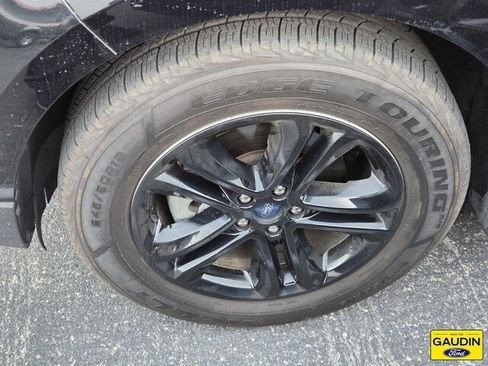 Certified 2020 Ford Edge SEL w/ Convenience Package FWD image 3