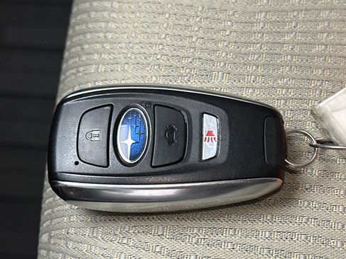 Certified 2025 Subaru Ascent Premium image 40