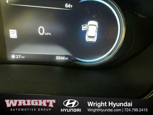 Certified 2025 Genesis GV70 2.5T image 24