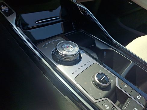 New 2026 Kia Sorento SX Prestige AWD/4WD image 11
