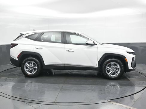 New 2026 Hyundai Tucson SE AWD/4WD image 3